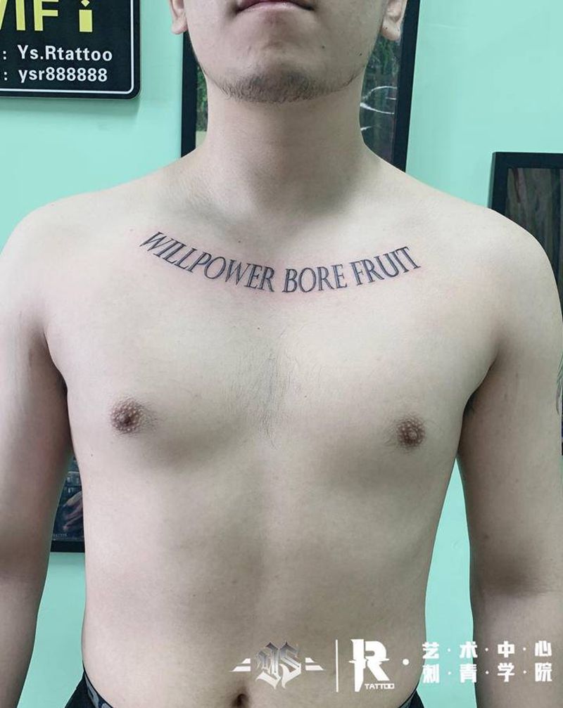 字母纹身图片_胸部纹身图案