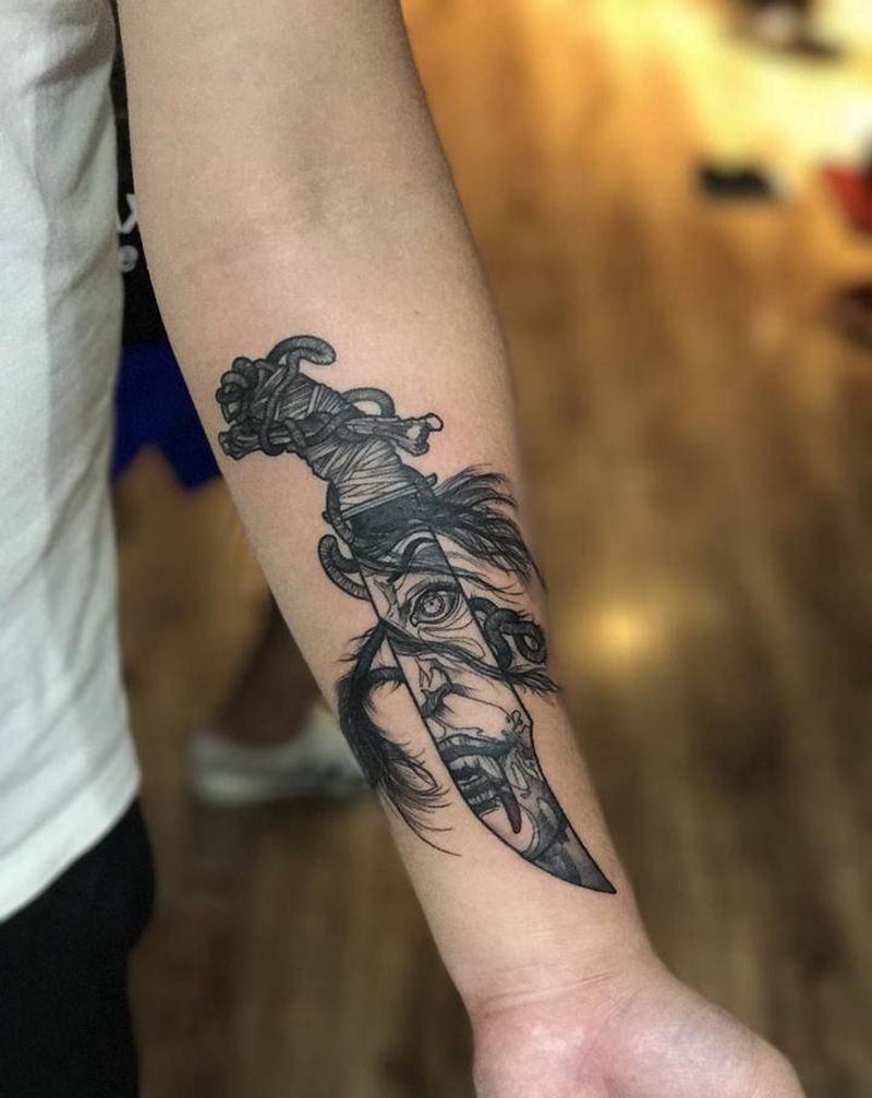 匕首纹身图片_手臂纹身图案