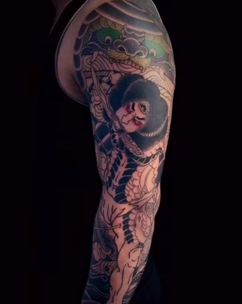 张顺破水门纹身图片_肩部手臂老传统新传统纹身图案