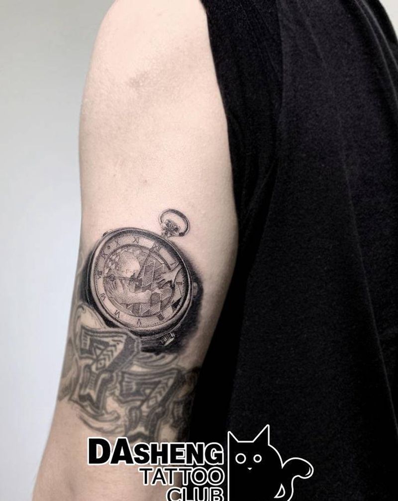 Time纹身图片_手臂欧美写实怀表纹身图案