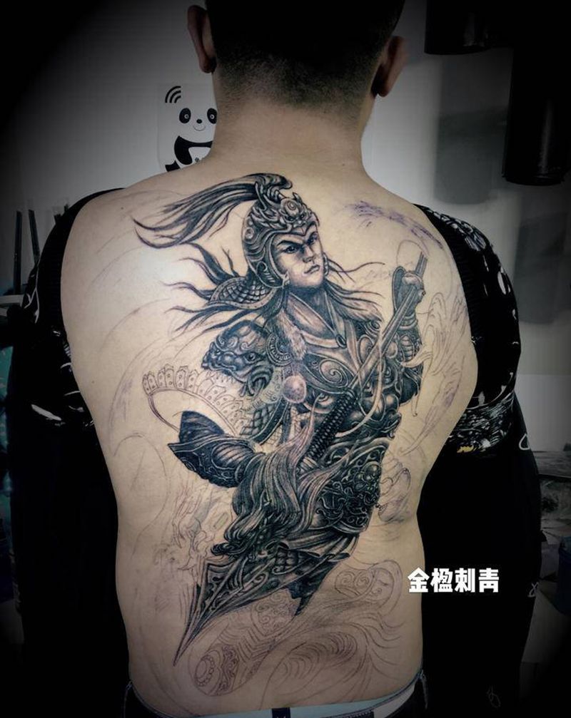 赵云遮盖作品纹身图片_背部腰部新传统欧美写实纹身图案