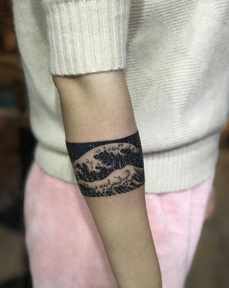 臂环纹身图片_手臂老传统纹身图案