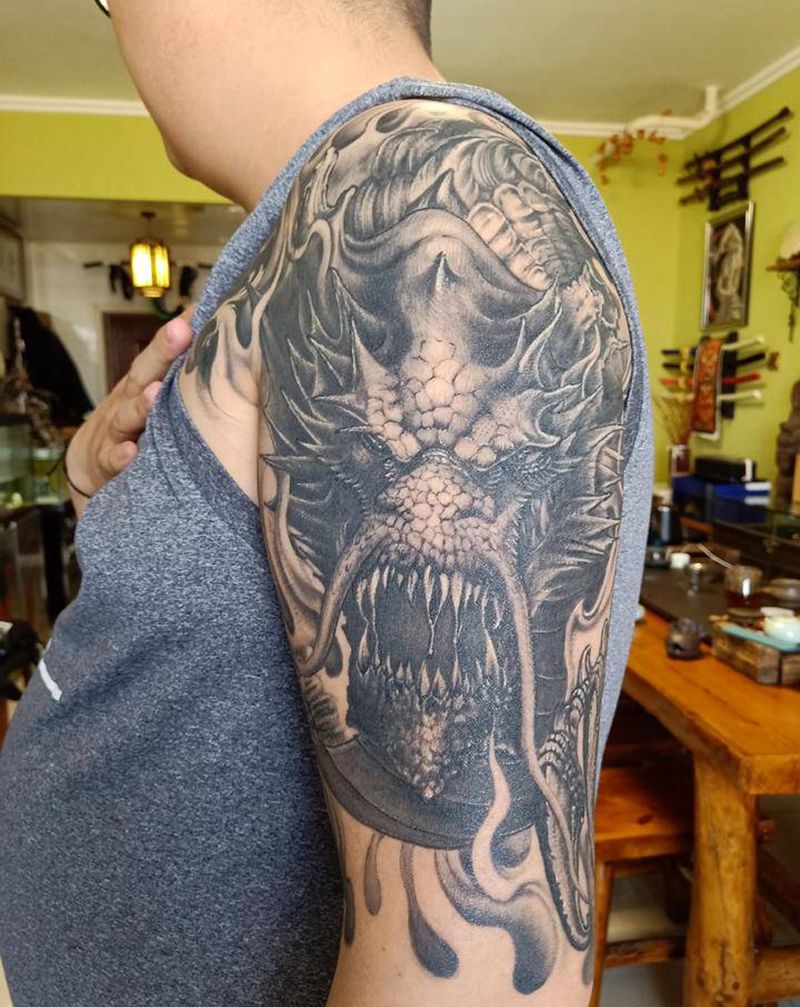 恶龙纹身图片_手臂纹身图案