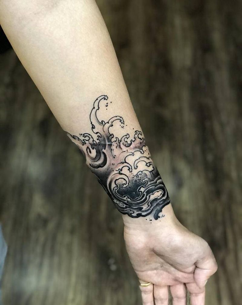 浪花遮盖疤痕纹身图片_手臂水墨新传统纹身图案