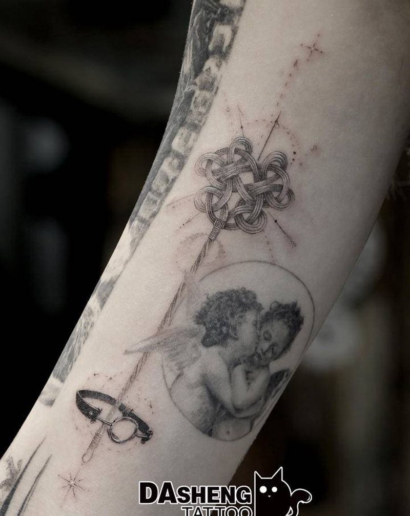 神奇钥匙纹身图片_手臂点刺纹身图案