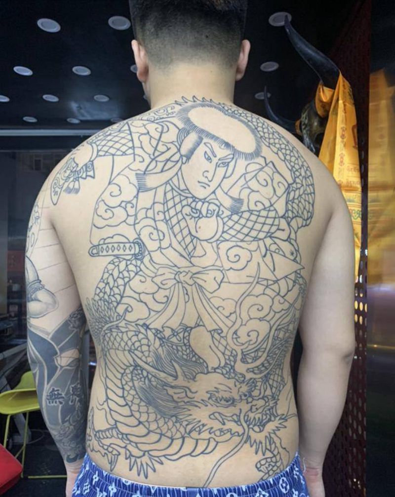 云龙九郎纹身图片_背部老传统老传统满背纹身图案