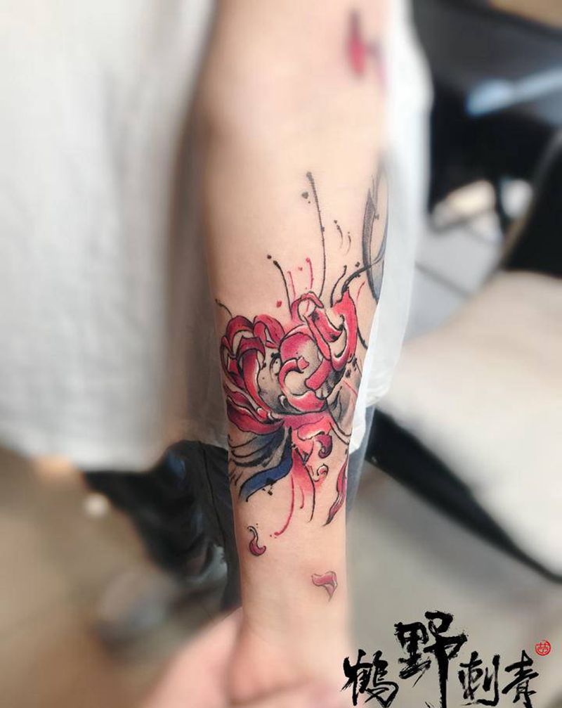 彼岸花纹身图片_手臂新传统彼岸花纹身图案
