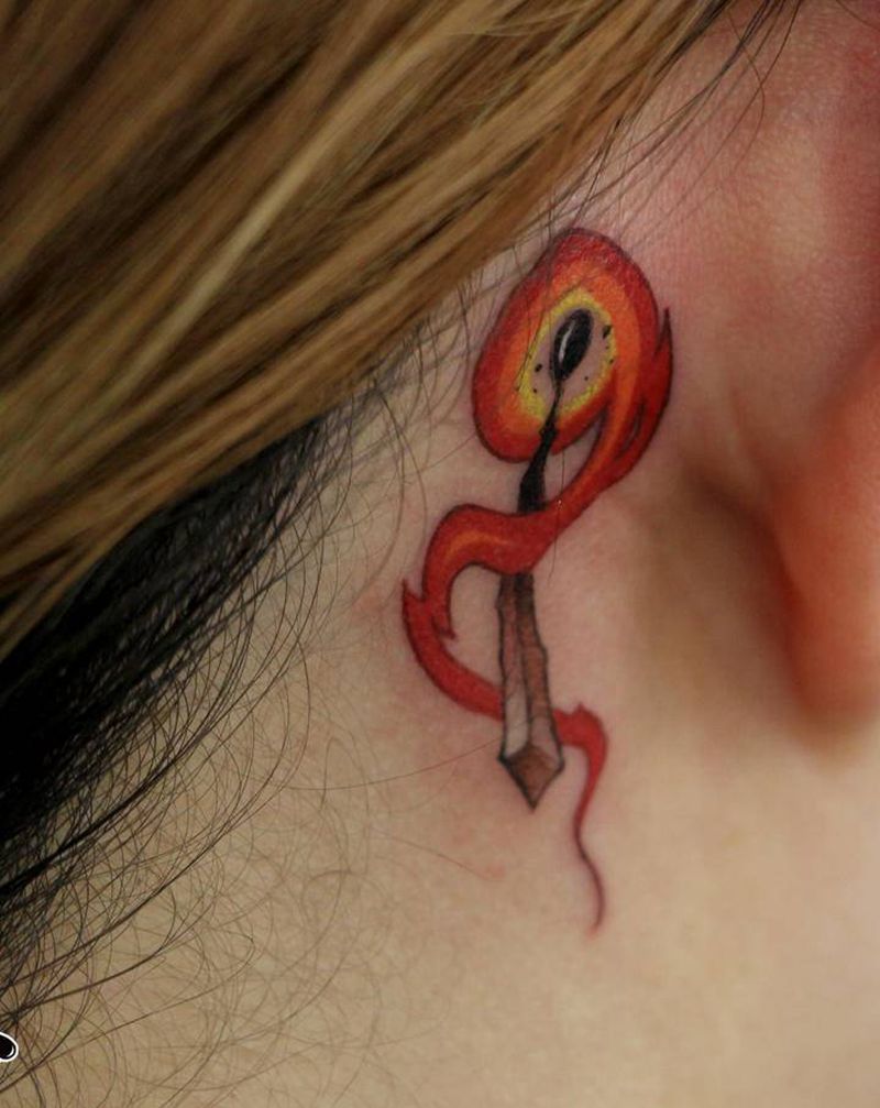 小火柴纹身图片_颈部New School纹身图案