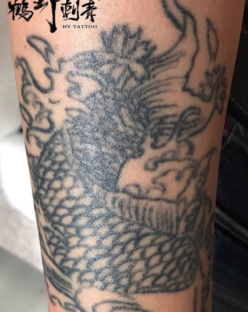 长城纹身图片_手臂新传统长城纹身图案