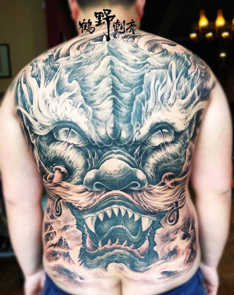 怒冲4纹身图片_背部新传统龙山水纹身图案