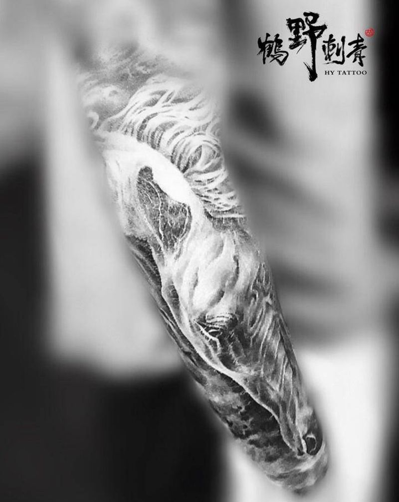 马纹身图片_手臂欧美写实马纹身图案