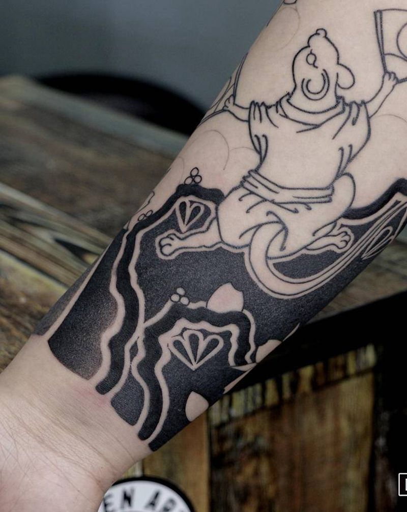 开始雾面了纹身图片_手臂老传统纹身图案