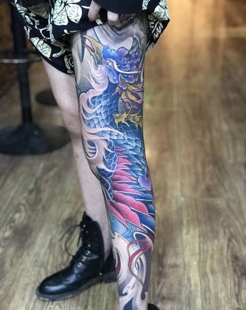 衔接花腿纹身图片_腿部新传统纹身图案