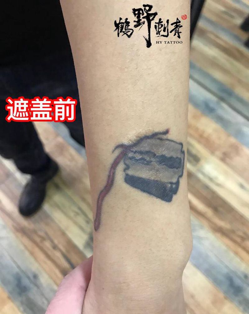 蔷薇姐纹身图片_手臂欧美写实纹身图案