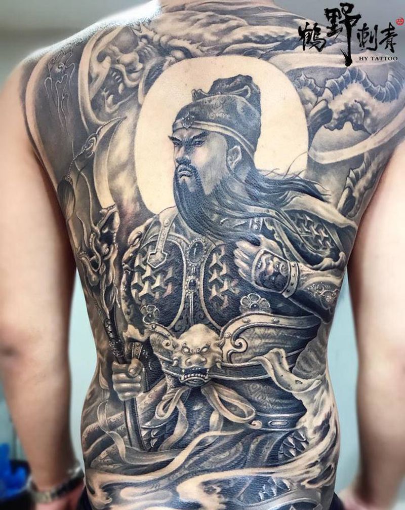 关公纹身图片_背部新传统关公纹身图案