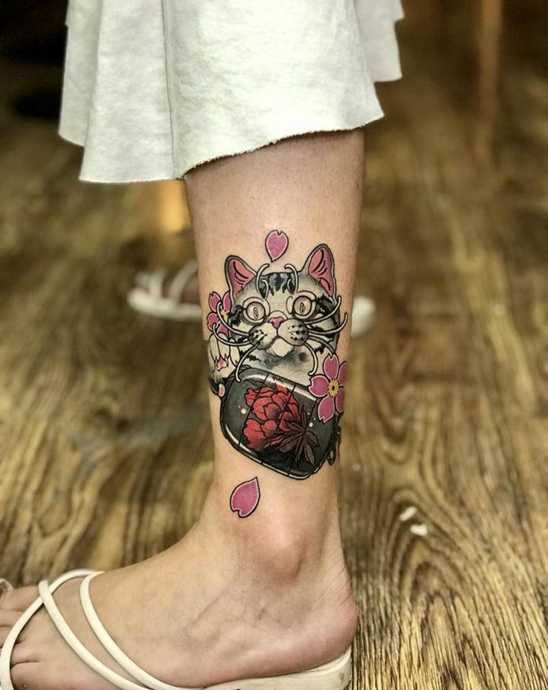 猫遮盖纹身图片_腿部Old School纹身图案