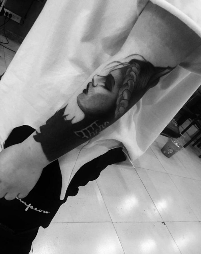 小臂遮盖（黑魔女）纹身图片_手臂欧美写实暗黑元素纹身图案