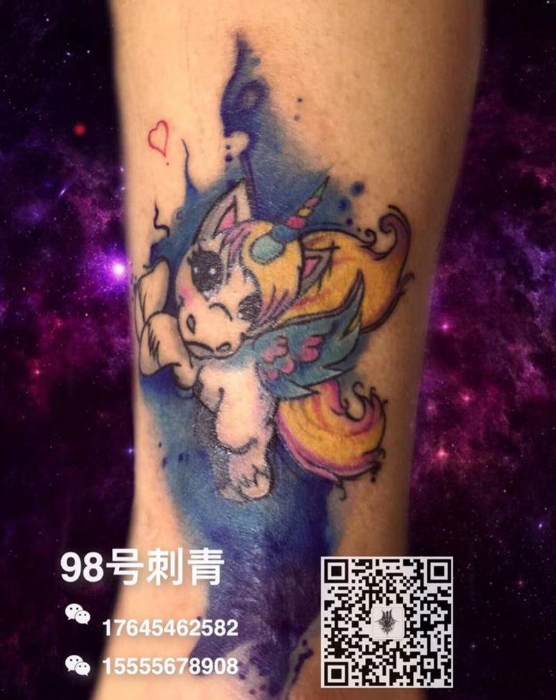 水彩独角兽纹身图片_腿部水彩纹身图案