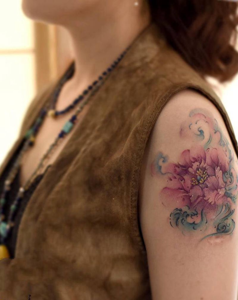 牡丹祥云纹身图片_手臂水彩水墨纹身图案