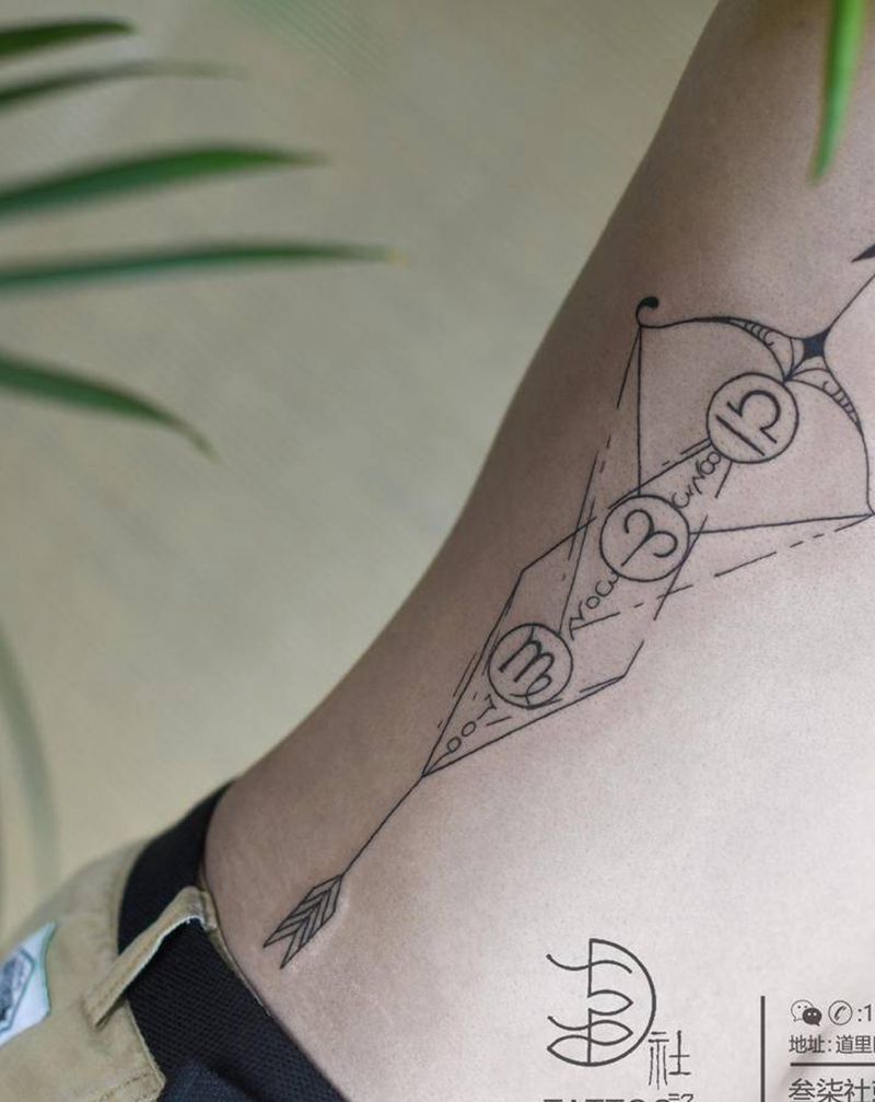 几何纹身图片_腰部几何纹身图案