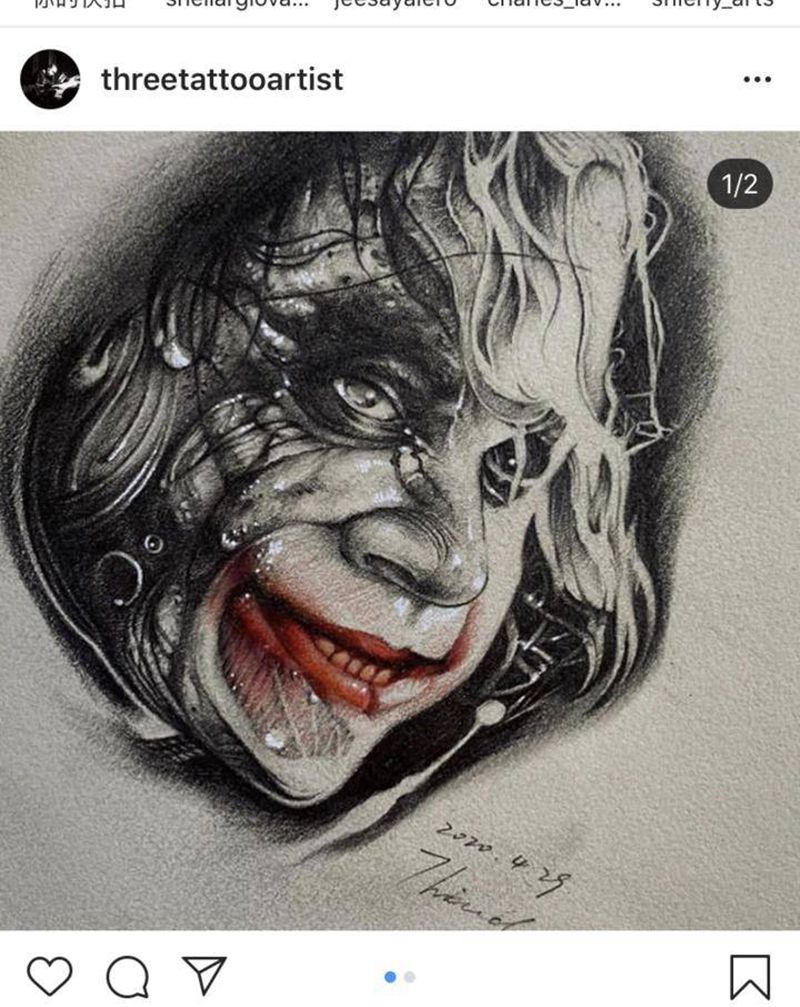 小丑纹身图片_手部欧美写实纹身图案