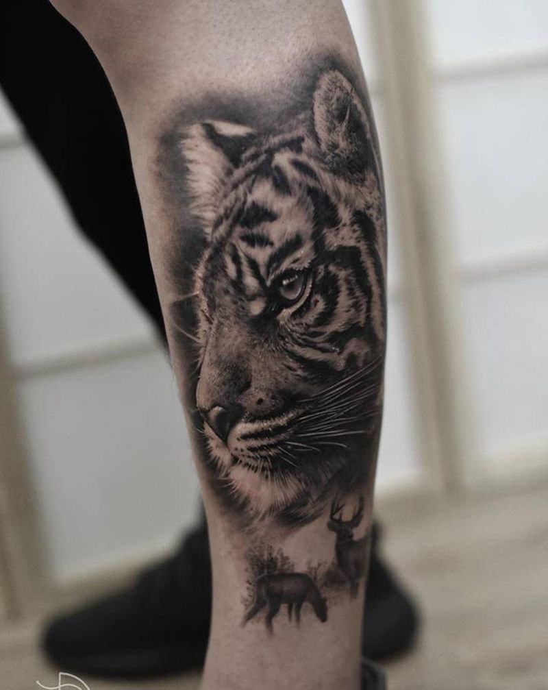 写实老虎纹身图片_腿部欧美写实纹身图案