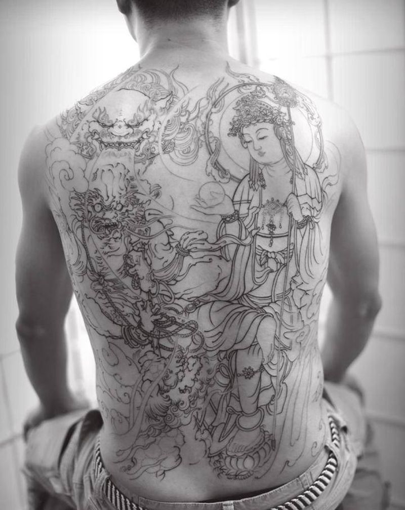 佛纹身图片_背部新传统纹身图案