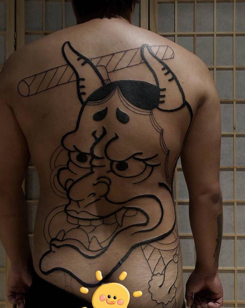 般若纹身图片_背部臀部老传统般若纹身图案