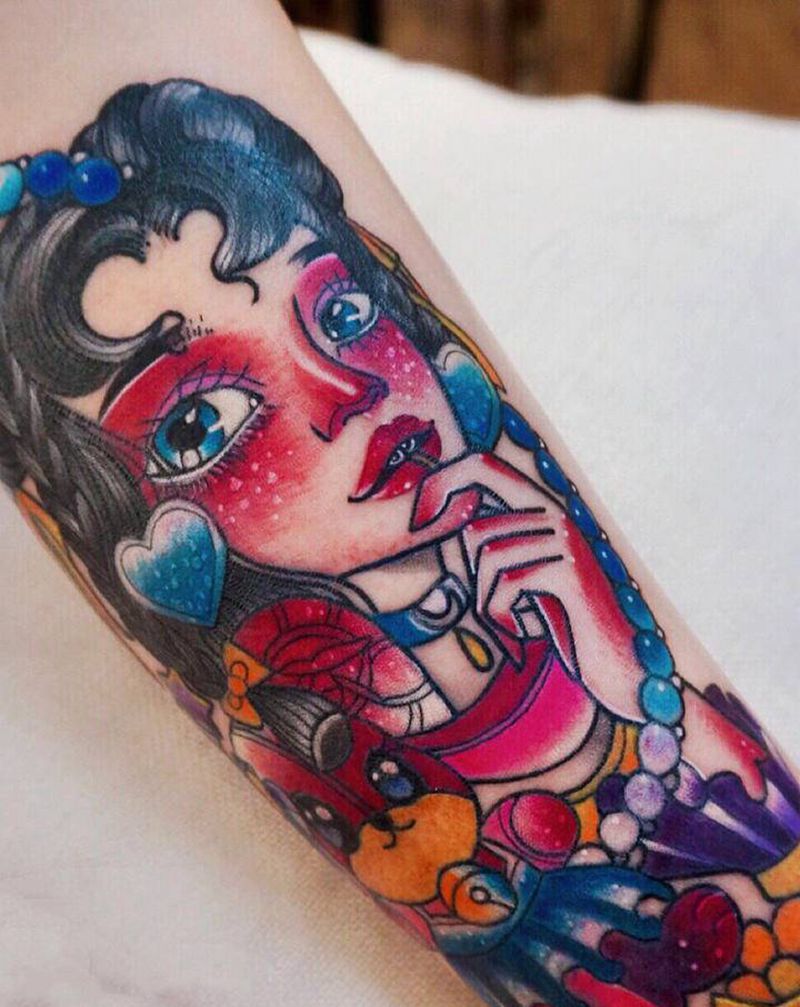 school美女图纹身图片_腿部New School纹身图案