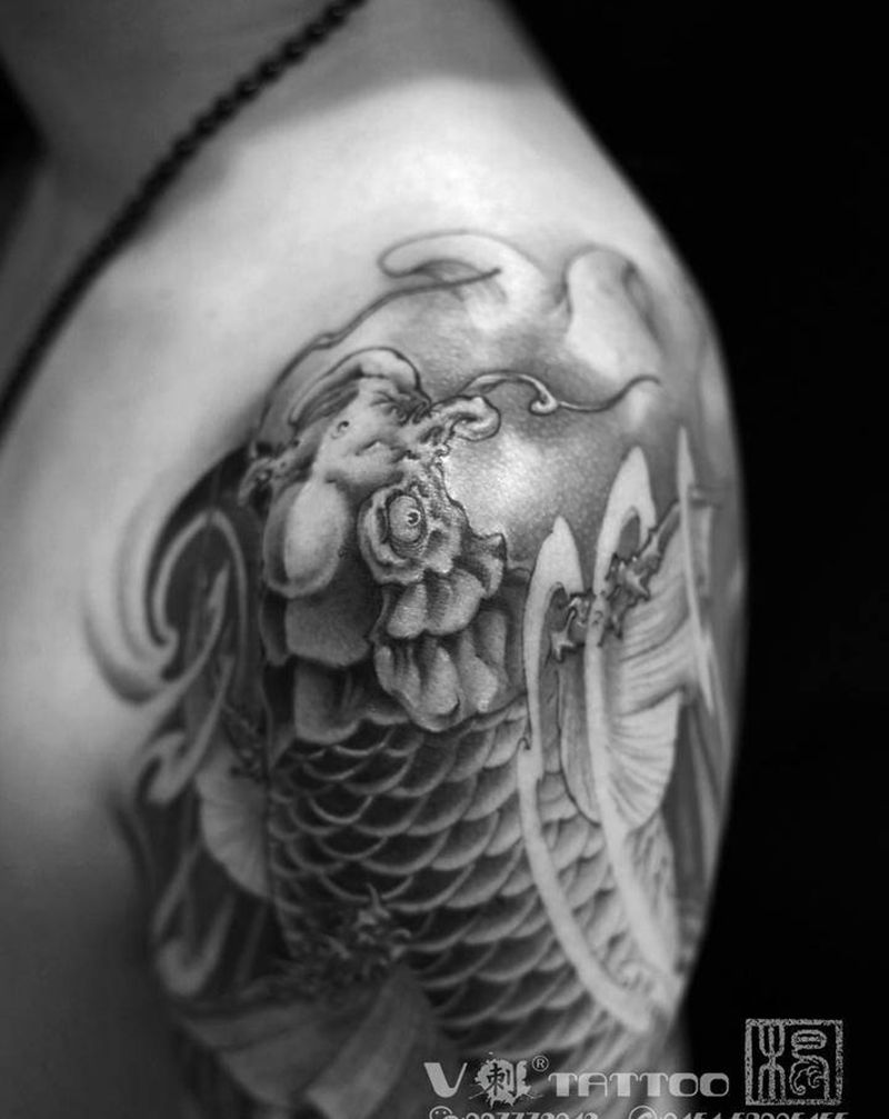 招财锦鲤纹身图片_臀部手臂新传统老传统鲤鱼新传统纹身图案