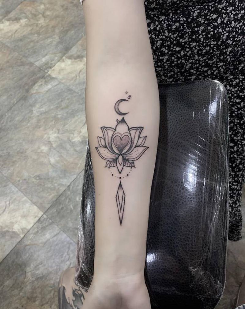 小清新纹身图片_手部New School图腾纹身图案