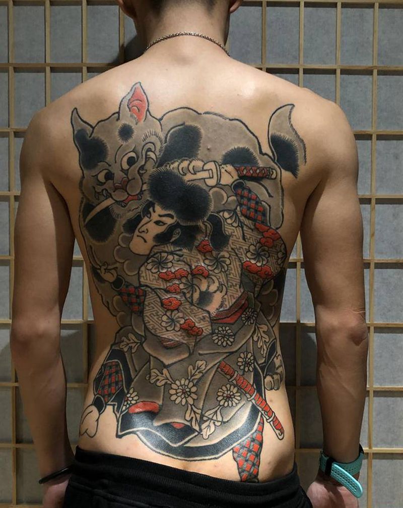 镰田又八纹身图片_臀部背部老传统纹身图案