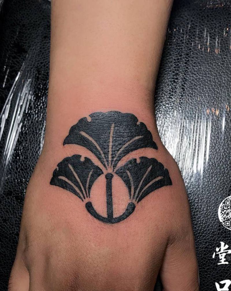 手背覆盖旧纹身纹身图片_手部纹身图案