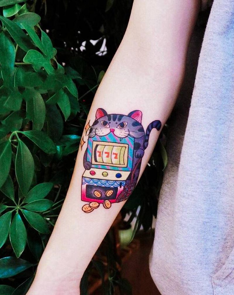 游戏机猫纹身图片_手臂New SchoolOld School纹身图案