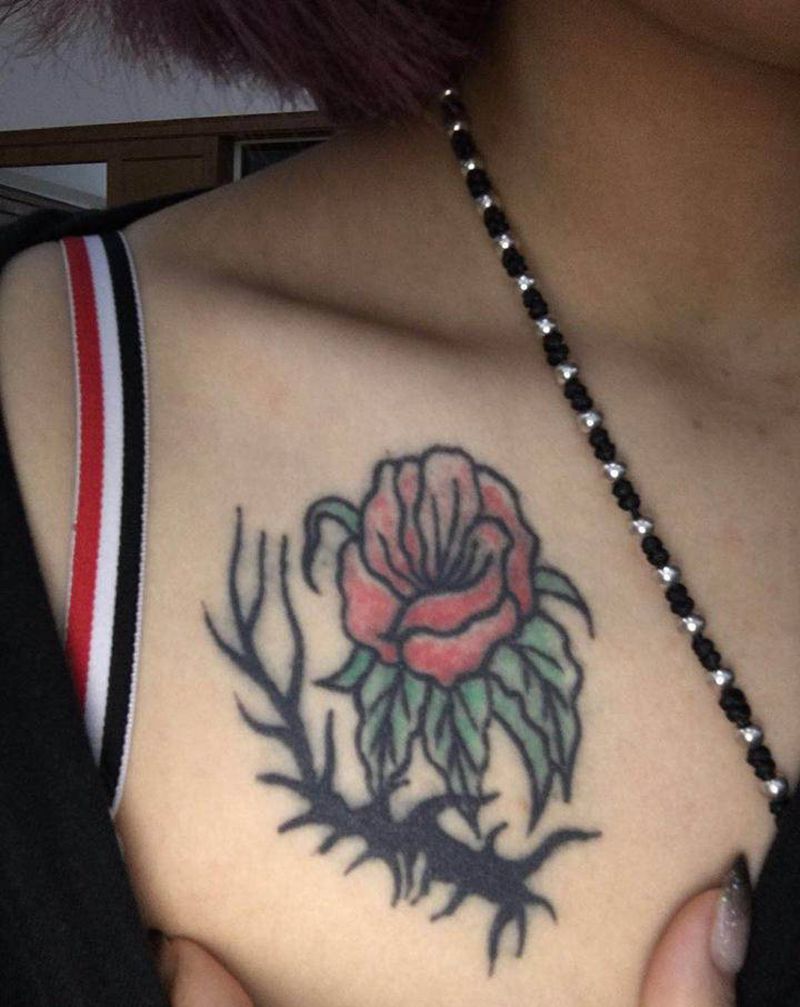 遮盖纹身图片_胸部Old School纹身图案