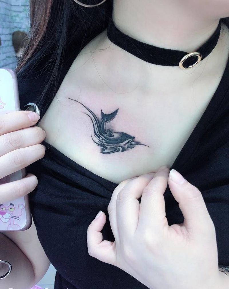 小清新纹身图片_胸部新传统纹身图案