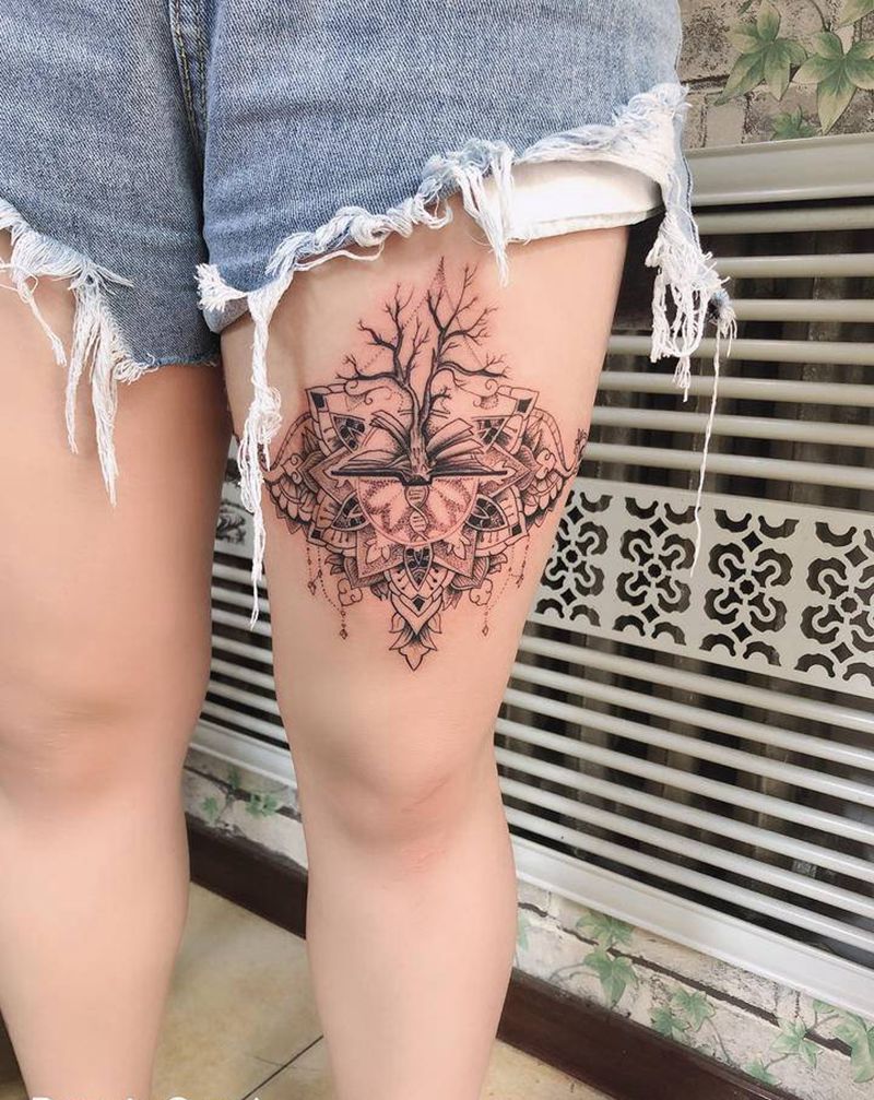 曼达拉纹身图片_腿部点刺纹身图案