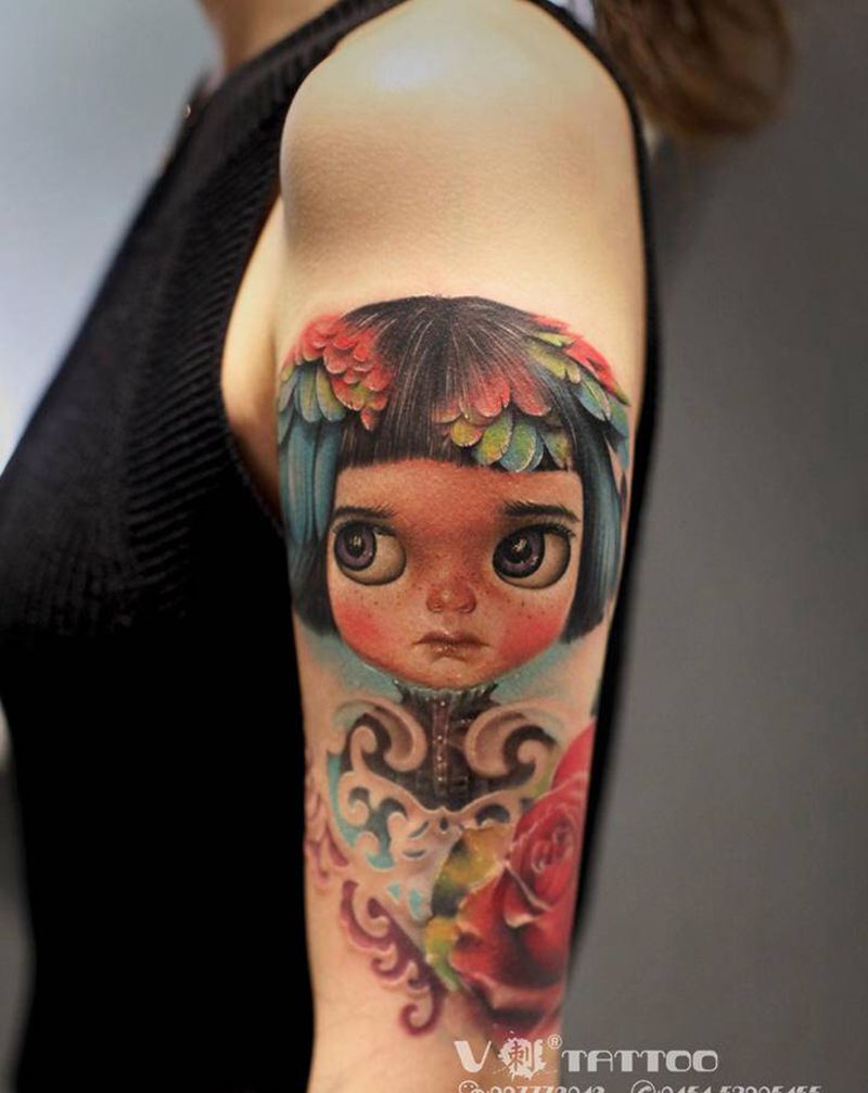 小布纹身图片_手臂欧美写实娃娃肖像可爱纹身图案