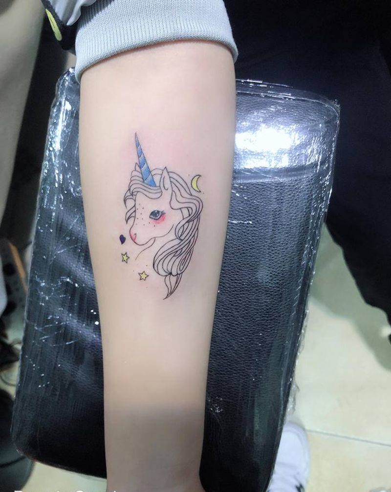 独角兽纹身图片_手臂小清新纹身图案