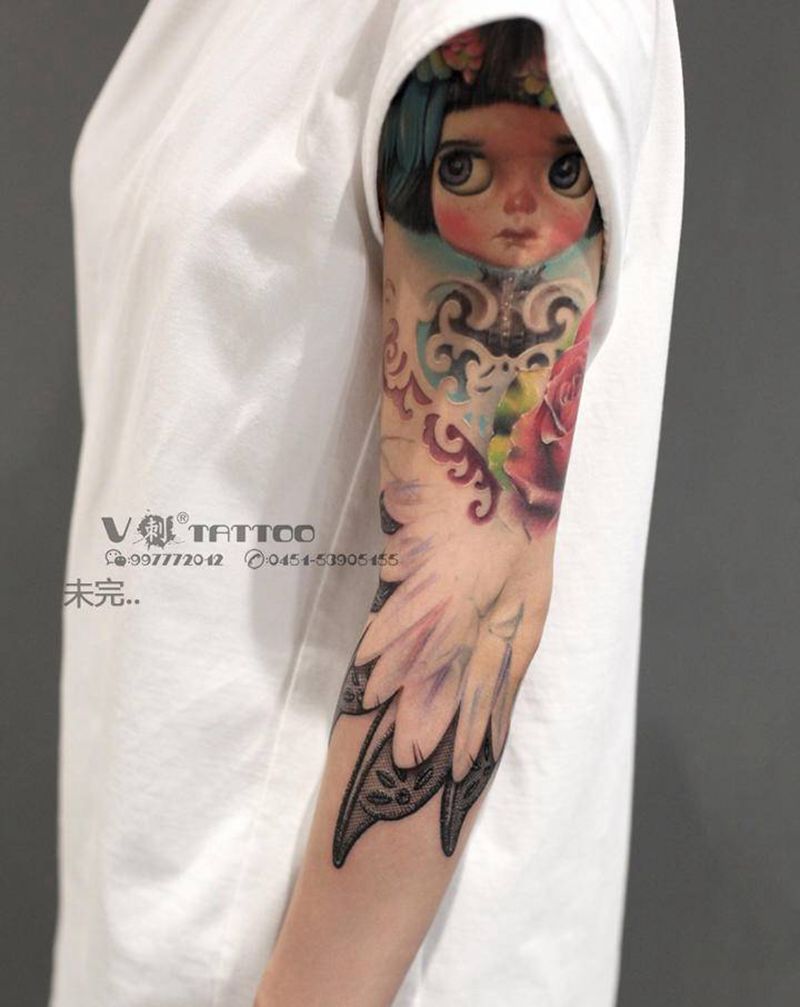 蕾丝翅膀！纹身图片_手臂欧美写实翅膀蕾丝美女花臂纹身图案
