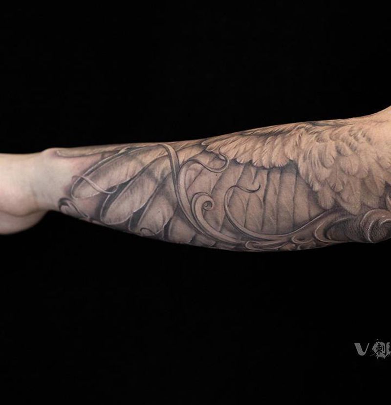 翅膀…纹身图片_手臂欧美写实翅膀翅膀欧美写实纹身图案