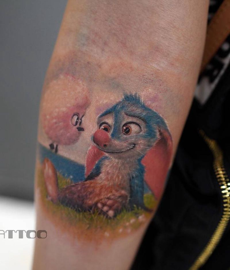 小兔几纹身图片_手臂欧美写实New School卡通可爱兔子纹身图案