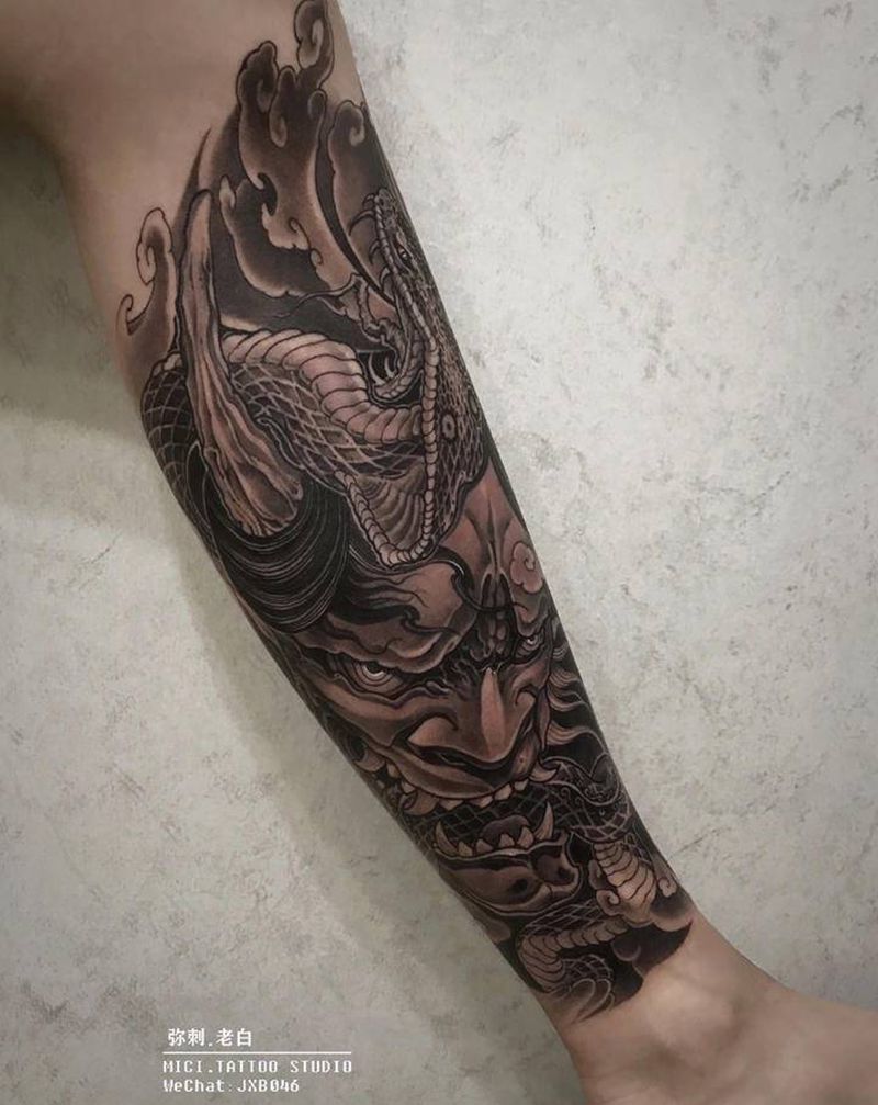 般若纹身图片_腿部新传统般若蛇纹身图案