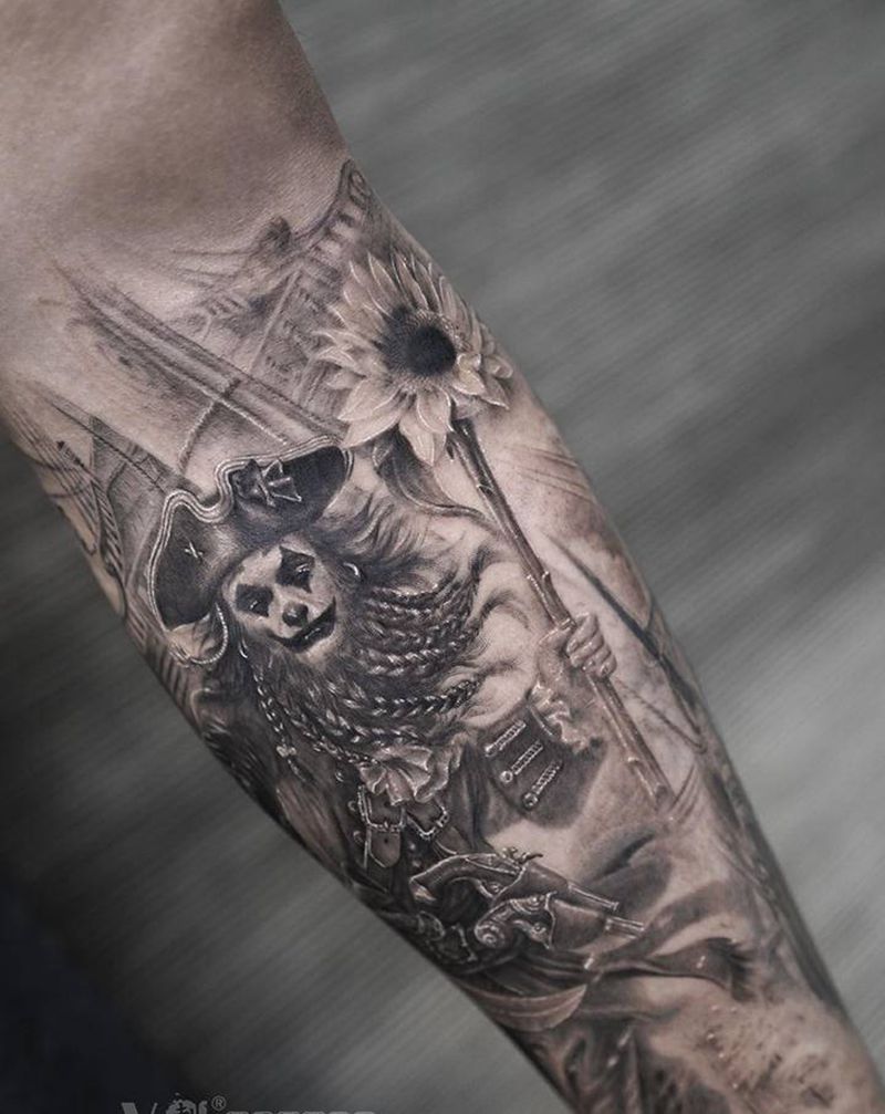 小丑海盗船长…纹身图片_腿部欧美写实小丑船长海盗船长纹身图案