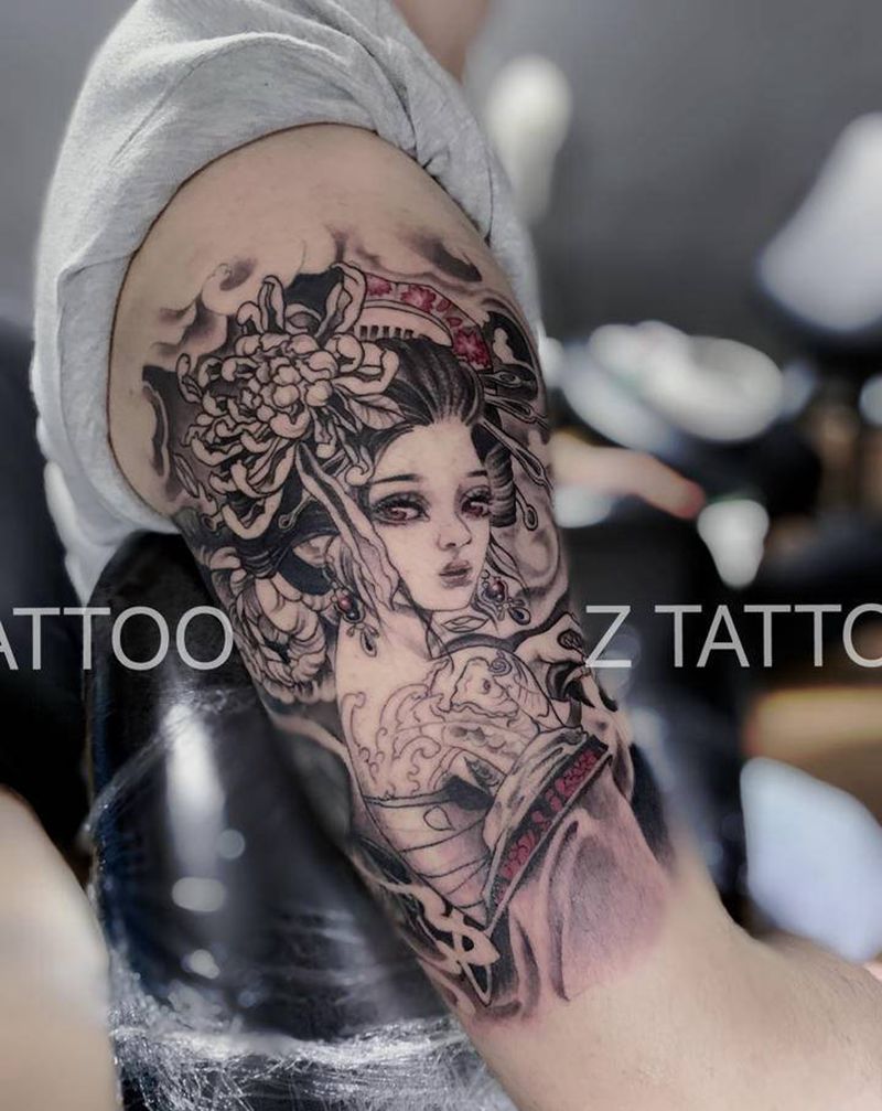 大臂外侧艺伎纹身图片_手臂新传统艺伎纹身图案