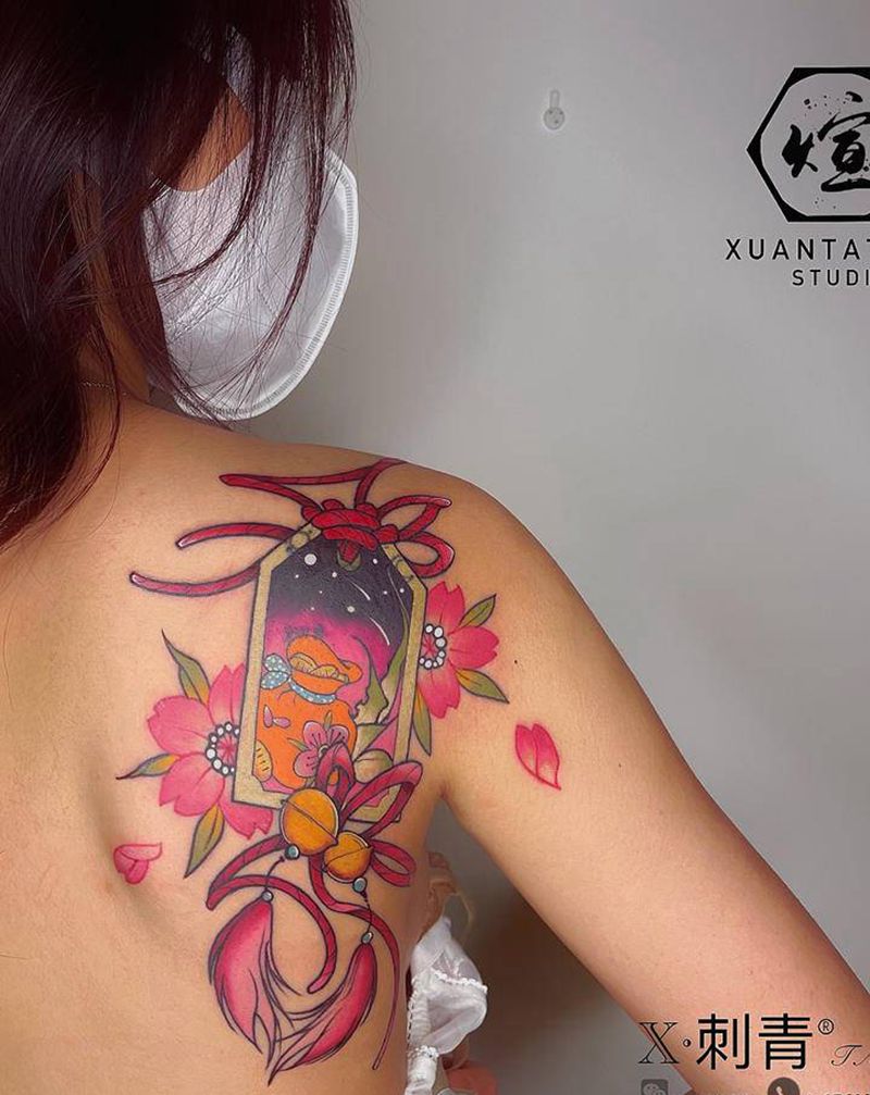 遮盖纹身图片_肩部New School符铃铛钱纹身图案