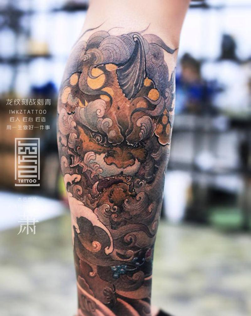 龙纹刻战纹身图片_腿部新传统纹身图案