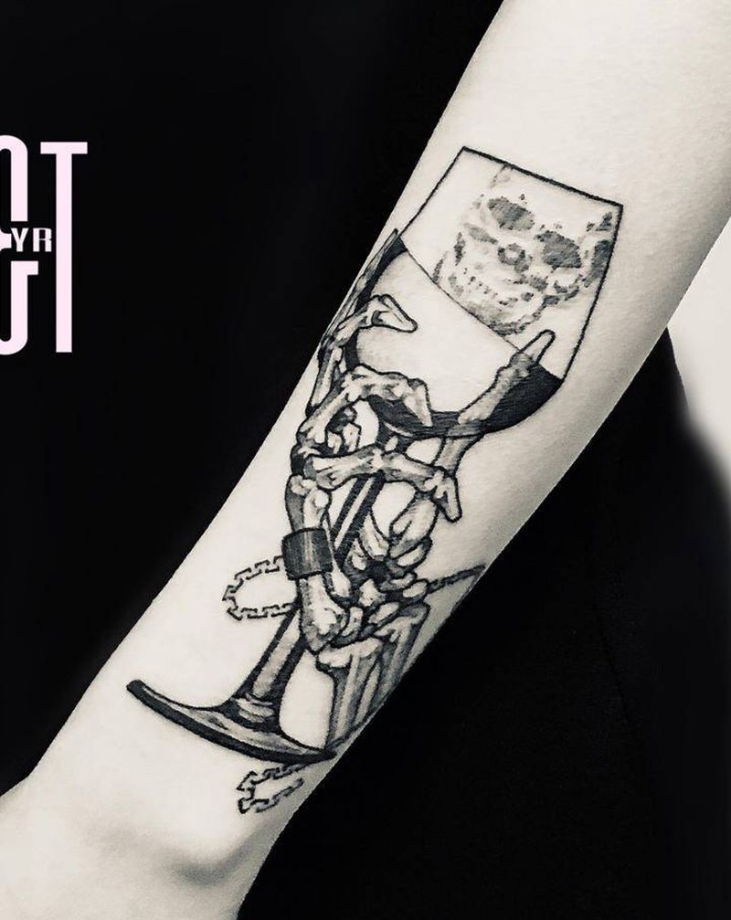 生命永恒♾纹身图片_手臂New School点刺骷髅杯子骨头纹身图案