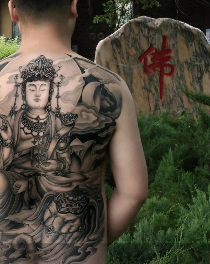 普贤菩萨纹身图片_背部臀部新传统纹身图案