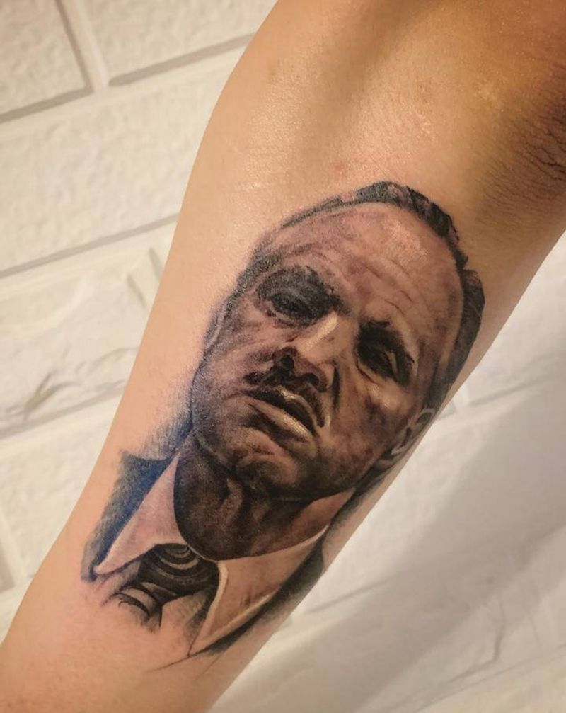 度爷纹身图片_手臂欧美写实纹身图案